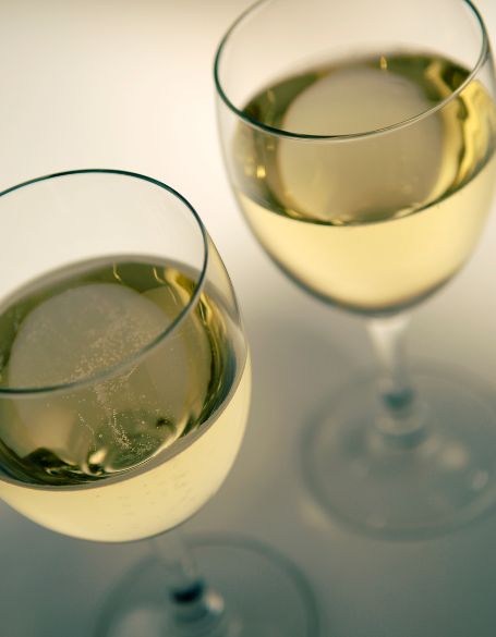 Monthly Sommelier Canada - Wines, White Wine Gift Baskets, Edmonton Delivery