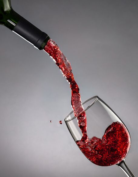 Monthly Sommelier Canada - Red wine gifts, white wine gifts, wines, old wines, new wines, Halifax Wine Gift Baskets Delivery.